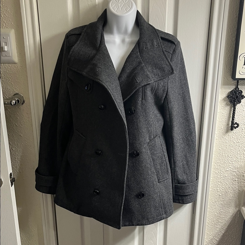 Tom’s Ware Gray Peacoat